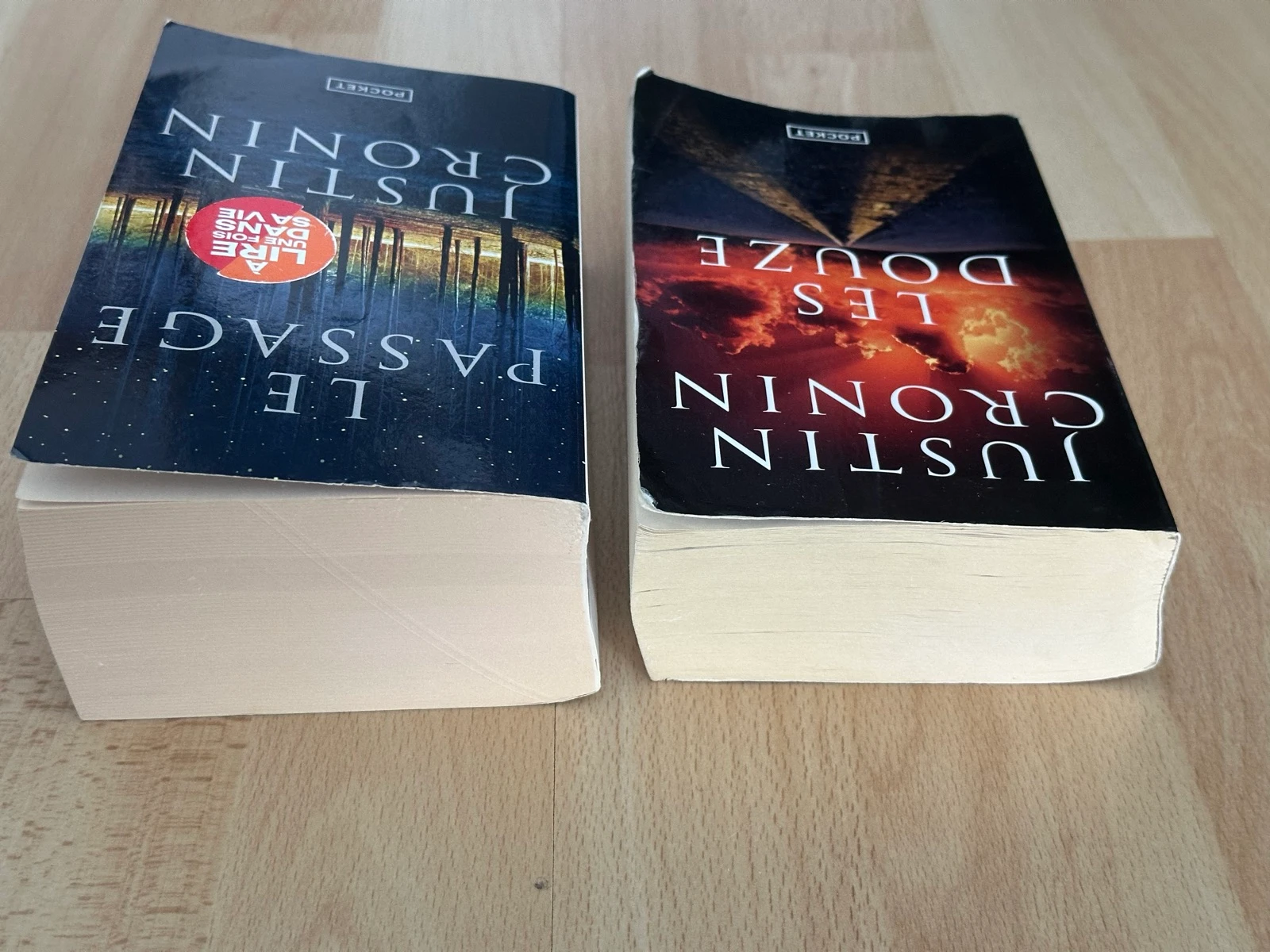 Lot Justin Cronin - De Overgang + De Twaalf Deel 1 en 2 van de Trilogie - Pocket – photo 6